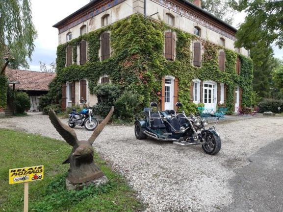 La Belle D'Antan Bed and Breakfast Saint-Bonnet-en-Bresse Esterno foto