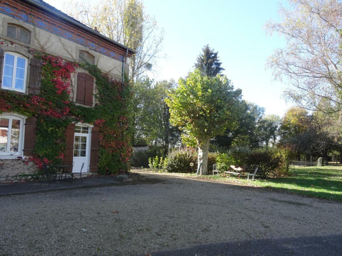 La Belle D'Antan Bed and Breakfast Saint-Bonnet-en-Bresse Esterno foto